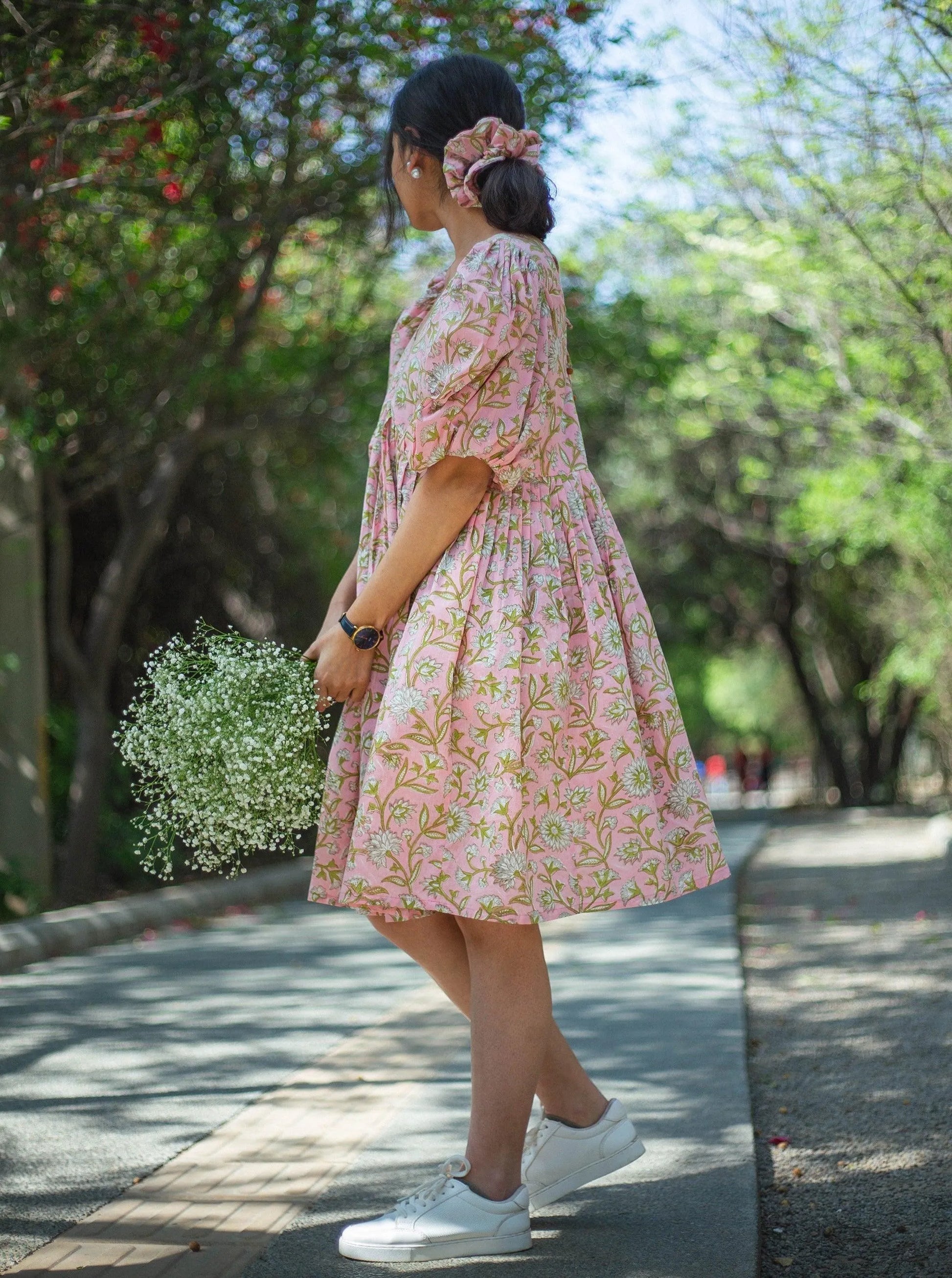 Pink Florals Short Dress - Odhanon